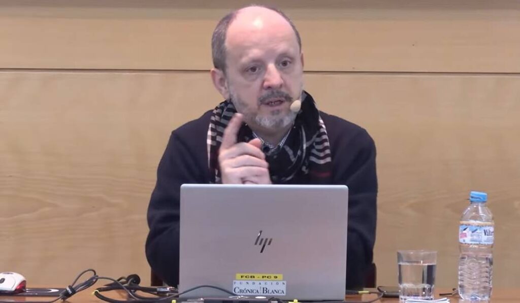 Ignacio María Fernández de Torres, del Instituto Superior de Pastoral. Foto: YouTube.
