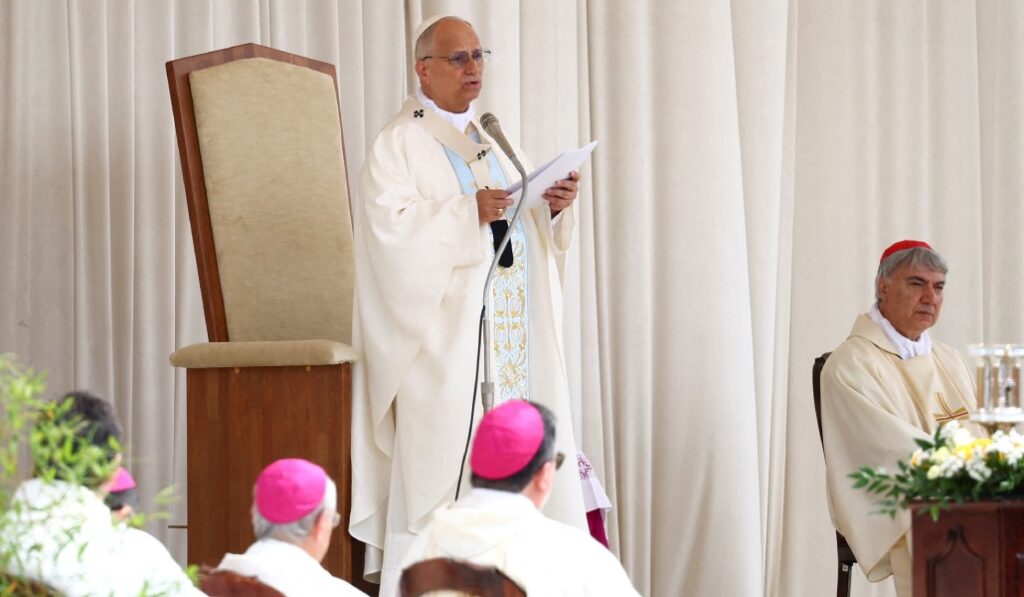 El Papa ha dedicado su homilía al rosario. Foto: Reuters / Guglielmo Mangiapane.