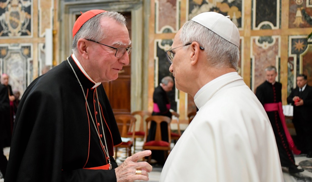 El cardenal Parolin y León XIV en una imagen de archivo. Foto: CNS / Vatican Media.