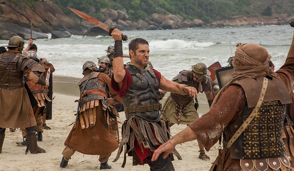 Alexandre Machafer, el director, encarna también a san Jorge.