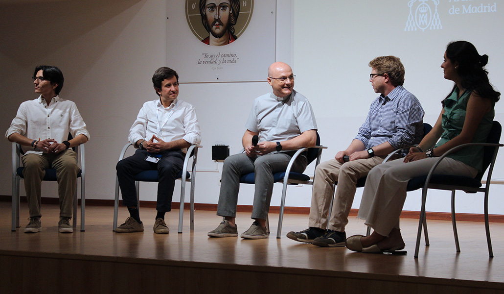Miguel De-Olim, Luis del Rey, Ángel Luis Caballero, Francisco Javier Chimeno y María López en la presentación.