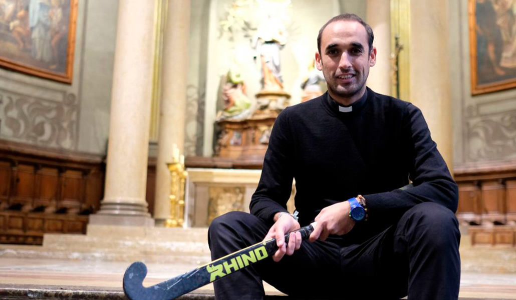 Ballbé fue jugador de hockey e incluso llegó a participar en los Juegos Olímpicos de Londres en el año 2012.
