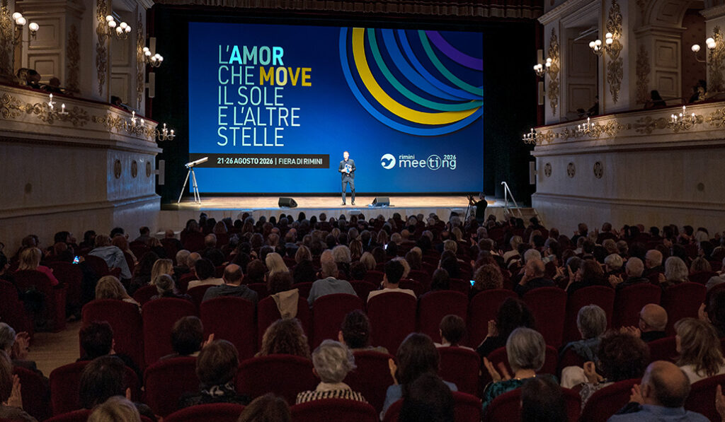 León XIV visita la 47edición del Meeting de Rímini, que lleva por lema: 'L’amor che move il sole e l’atre stelle'.