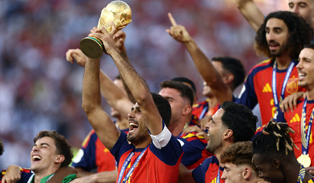 «Solo quiero dar las gracias a Dios por todo lo que me ha dado», dijo Rodri. Foto: Lee Smith / Reuters.