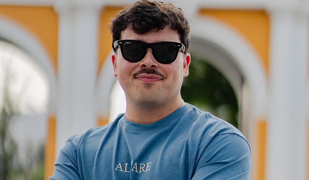 Pablo, con una de sus prendas.
