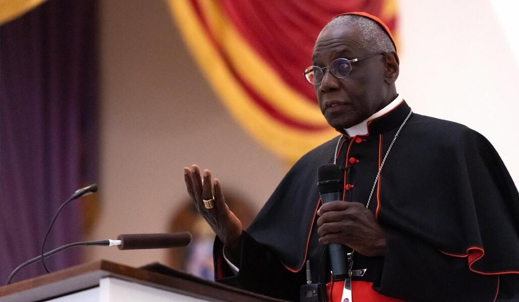 El cardenal Robert Sarah ha concedido esta entrevista con motivo del lanzamiento de su nuevo libro. Foto: OSV News photo/Kevin J. Parks, Catholic Review