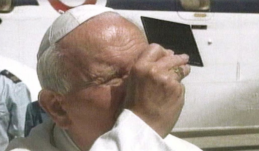 Juan Pablo II observó el eclipse de 1999 desde Castel Gandolfo. Foto: AP