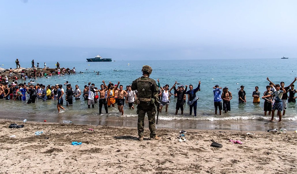 Los obispos europeos piden planes a largo plazo para responder al fenómeno migratorio. Foto: AP