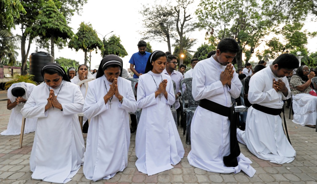 Misa por las víctimas de los atentados en mayo de 2019. Foto: OSV News / Reuters / Dinuka Liyanawatte.