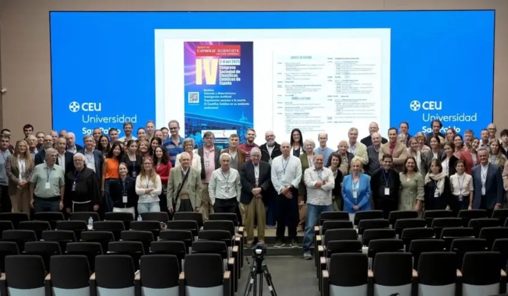 Imagen de familia de la edición de 2025. Foto: Sociedad de Científicos Católicos.