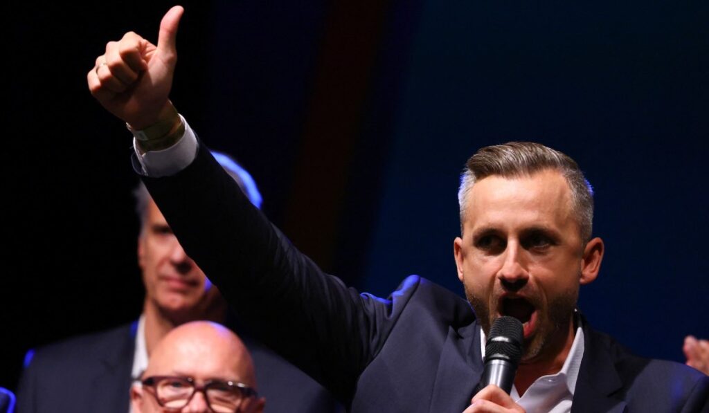 Ulrich Siegmund, candidato de AfD, celebra la victoria. Foto: Reuters / Thilo Schmuelgen.