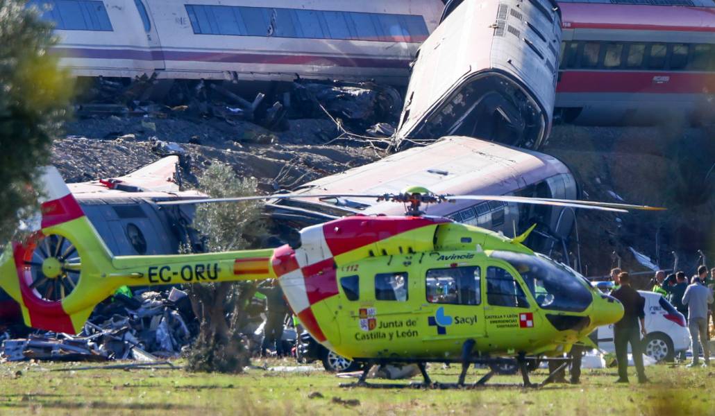 Dos trenes de alta velocidad han colisionado a primera hora de este miércoles a la altura de la estación de Urda (Toledo). Foto: EFE/Ismael Herrero.