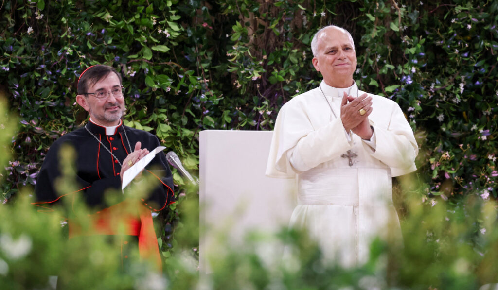 Cobo con el Papa durante su visita a Madrid. Foto: OSV News / Reuters / Yara Nardi.
