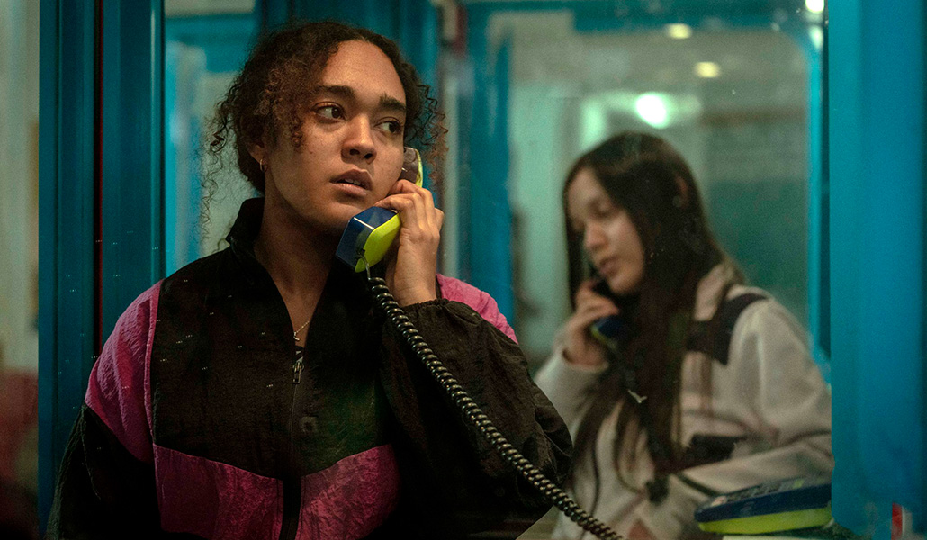 Valentina Vida da vida a Claudia, una de las víctimas de trata.