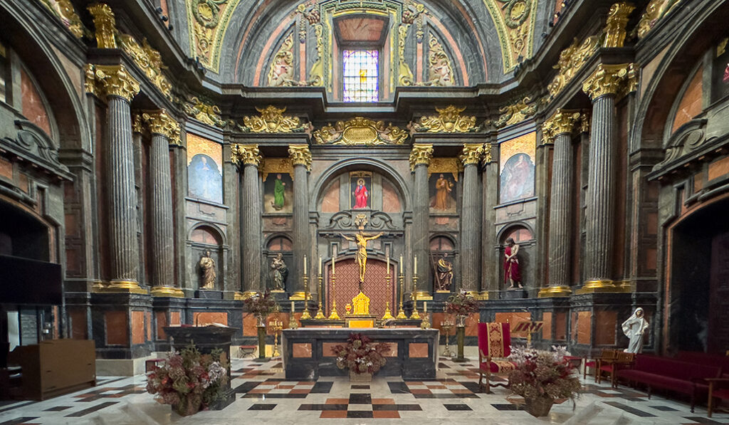El interior de San Andrés.