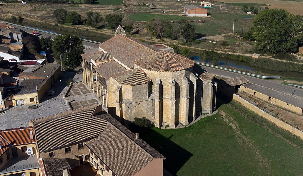 Santa María, regada por el canal de Castilla que llevó a la región a toda una bonanza.