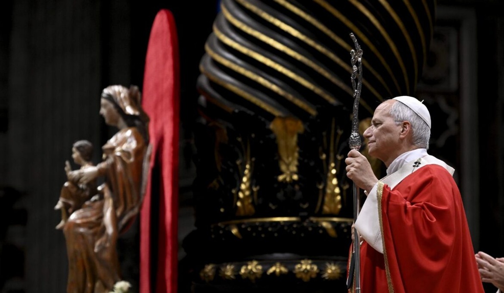 El Papa durante una misa el pasado 8 de octubre. Foto: CNS.